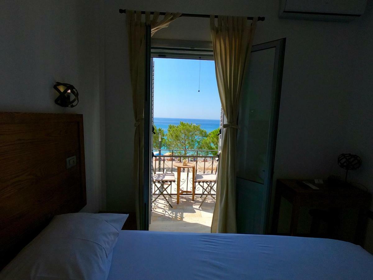 Guesthouse 1932 Himara Kültér fotó