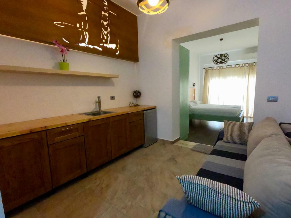 Guesthouse 1932 Himara Kültér fotó