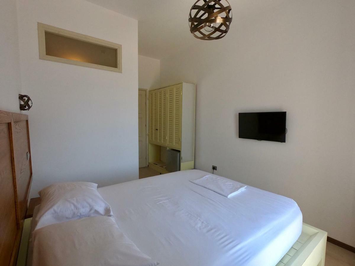 Guesthouse 1932 Himara Kültér fotó