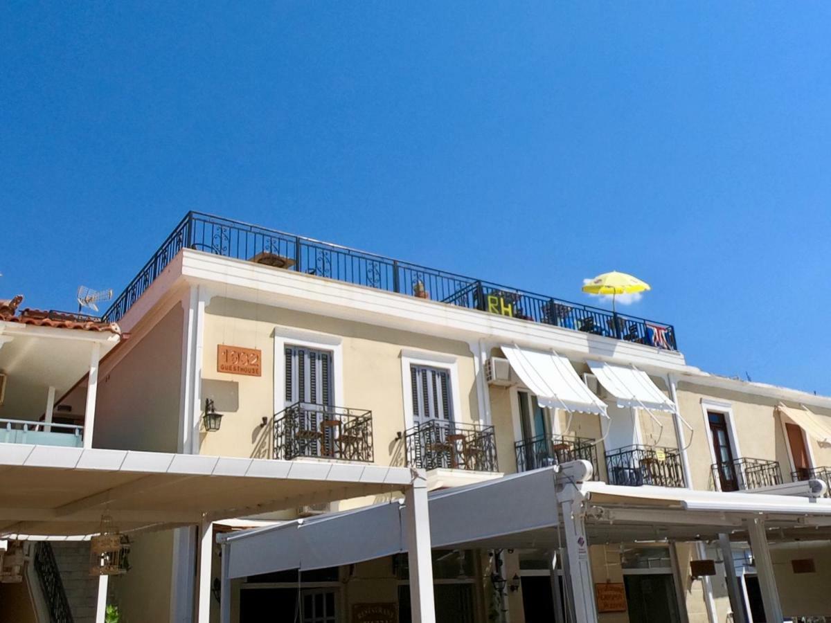 Guesthouse 1932 Himara Kültér fotó